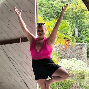 Meet your Posher, Elise